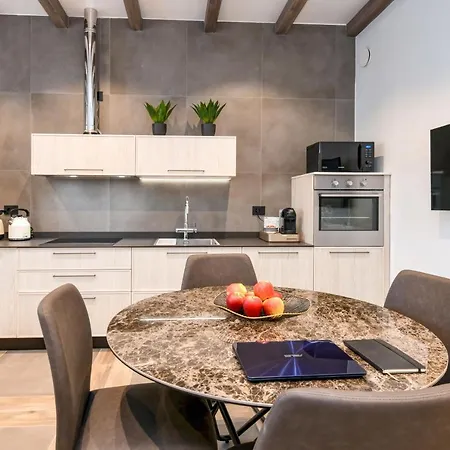 Apartment Madali & Brescia