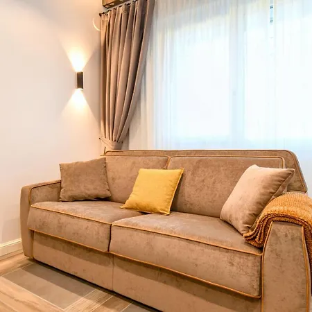 Apartment Madali & Brescia