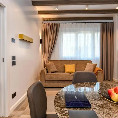 Madali & Apartment *