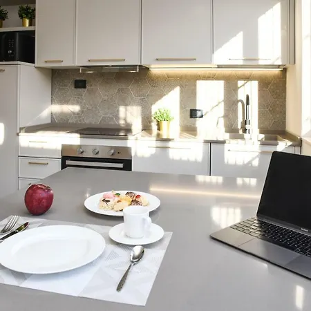 Apartment Madali &